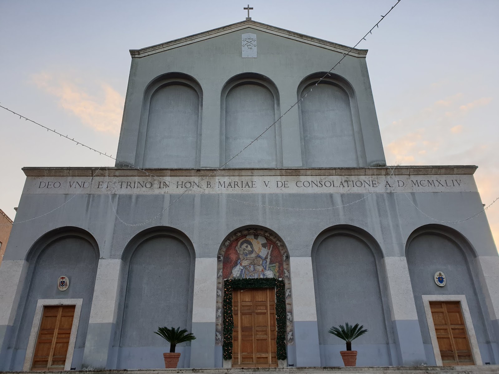 Facciata della Parrocchia di Santa Maria Consolatrice